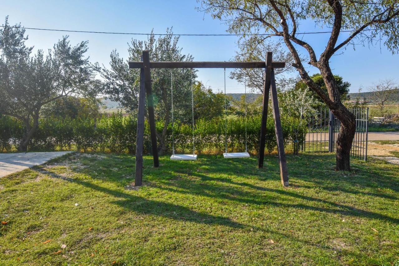 Kuca Za Odmor Lucija Apartment Vrana  ภายนอก รูปภาพ