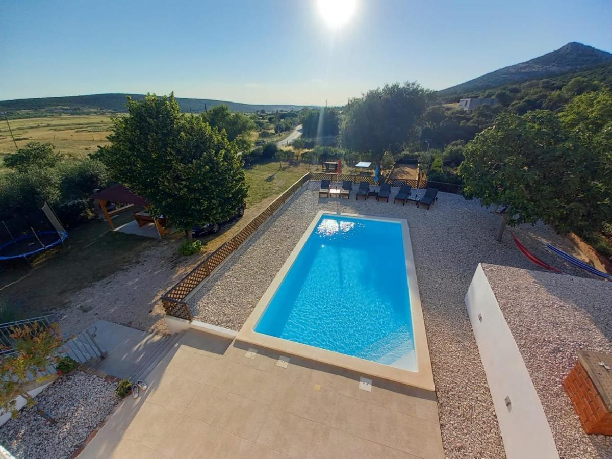 Kuca Za Odmor Lucija Apartment Vrana  ภายนอก รูปภาพ