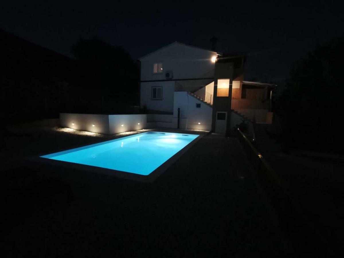 Kuca Za Odmor Lucija Apartment Vrana  ภายนอก รูปภาพ