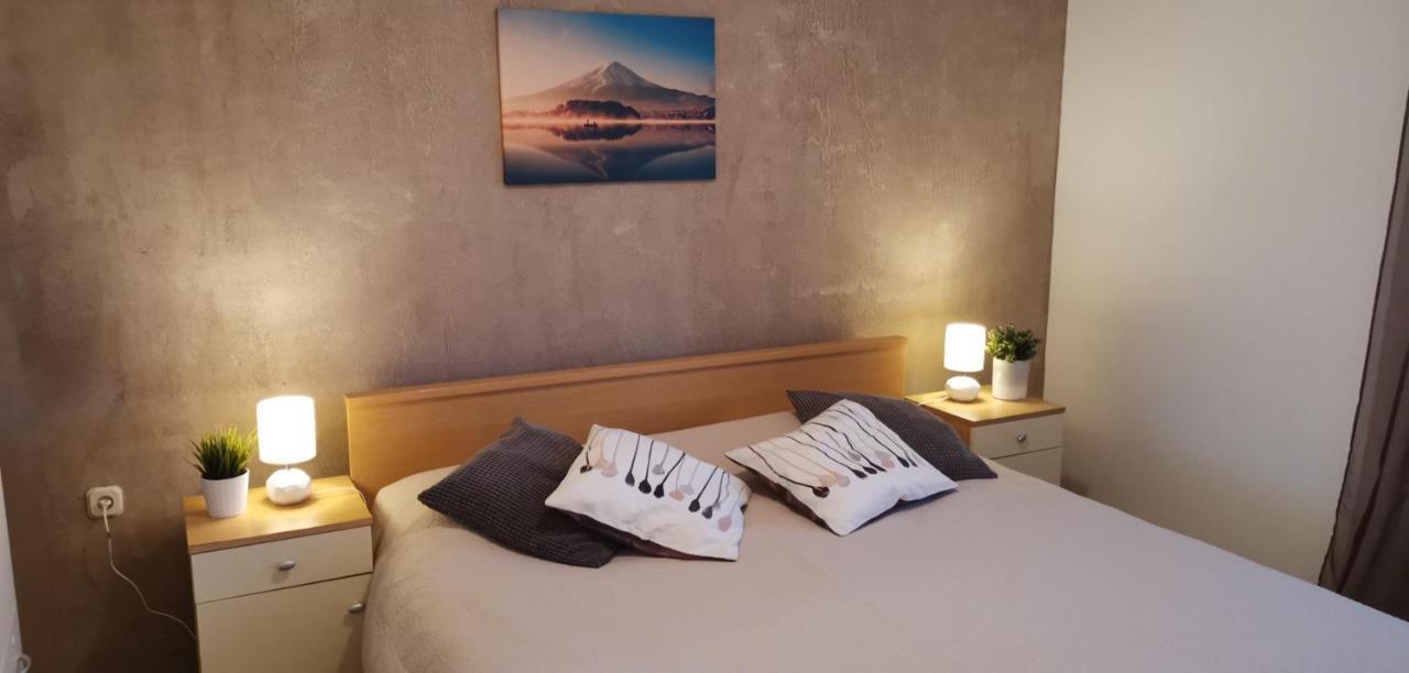 Kuca Za Odmor Lucija Apartment Vrana  ภายนอก รูปภาพ